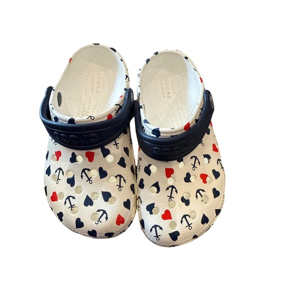 Crocs Kids Clog Size 10 Anchor Heart Print Slip On Comfort Casual Shoes - Picture 1 of 2